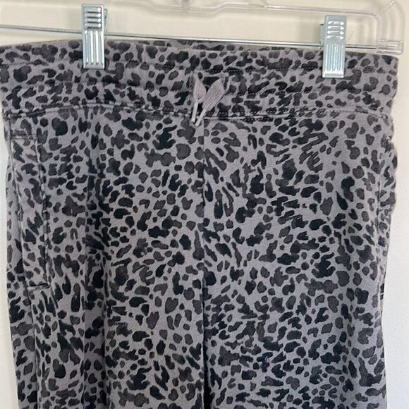 Old Navy girls 10/12 leopard print comfy sweats sweatshirt hoodie sweatpants - Picture 11 of 14